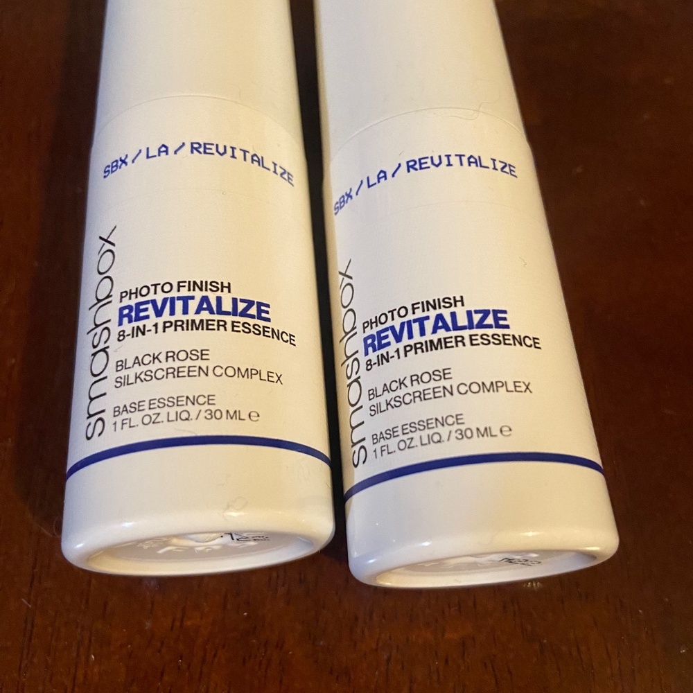 SMASHBOX PHOTO FINISH REVITALIZE 8-IN-1 PRIMER ESSENCE - Picture 2 of 5